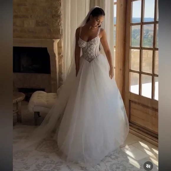 Nathalie House of CB White Wedding Dress - Picture 15 of 16